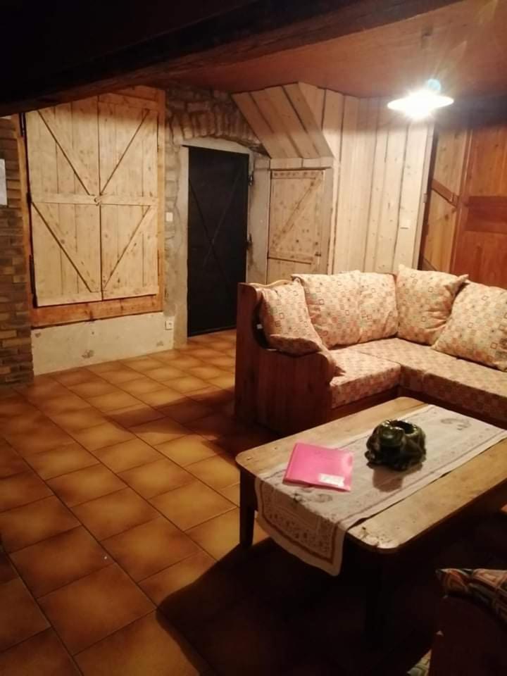 La Ferme Comtoise D'Izabelle Et Thierry Villa Nanchez Bagian luar foto